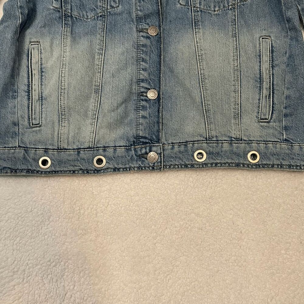 Mavi Jeans Co. Women's Denim Jacket Size S Light Wash Button Front Grommet Hem - Picture 5 of 13